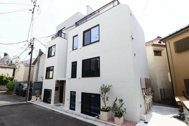 ＪＲ山手線 目黒駅 徒歩8分 3階建 築1年