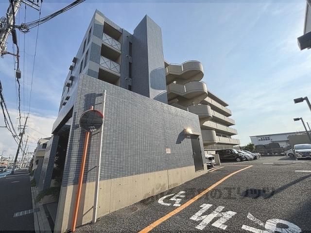 ラピス伊丹大鹿
