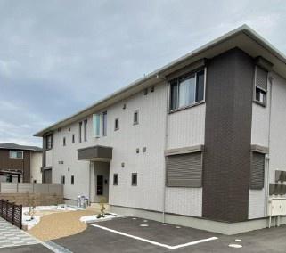 ラシーネ山田東 B棟
