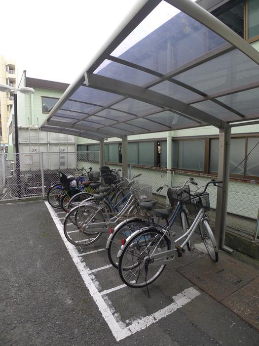 アーバン愛興