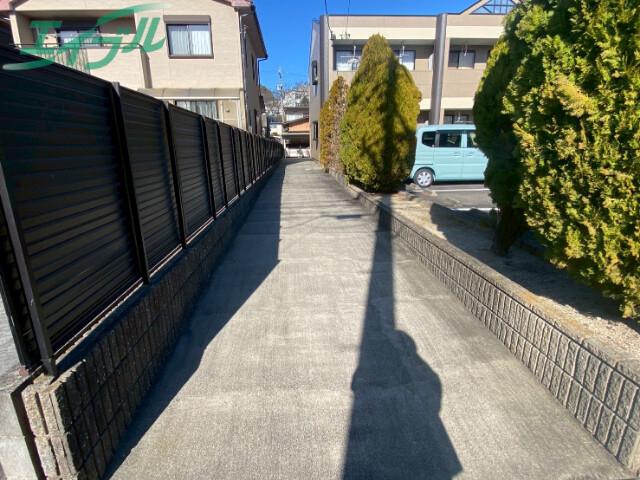 ロイヤルヒルズ21