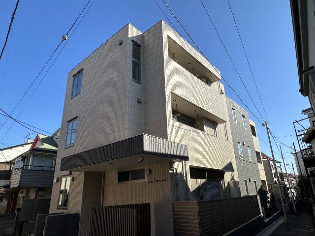 UN REVE NAKANO