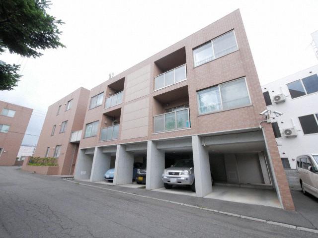 K´S COURT