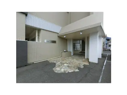 ハイリビングK(1LDK/4階)の外観写真