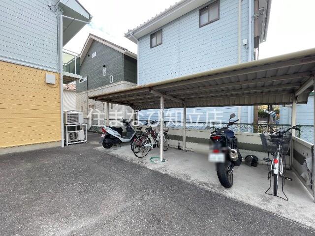 サンレスト湯山B棟