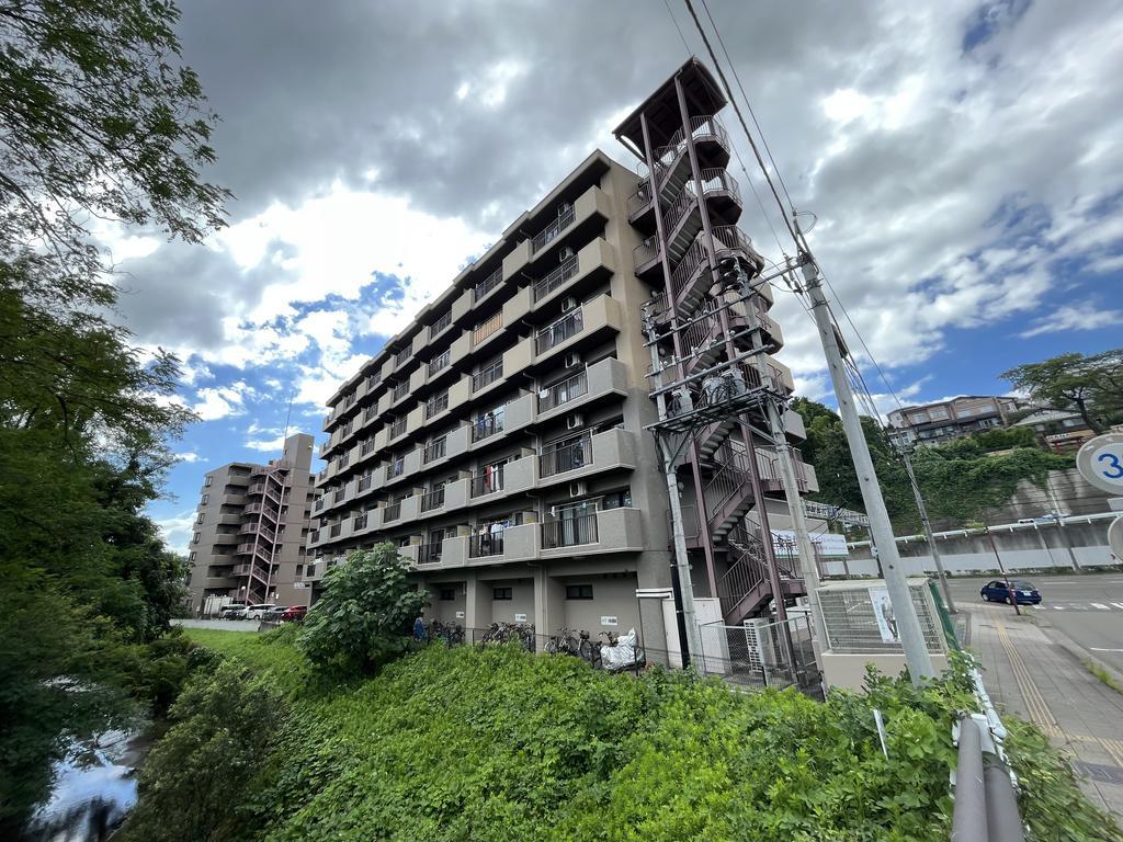 菊田参番館(2LDK/2階)