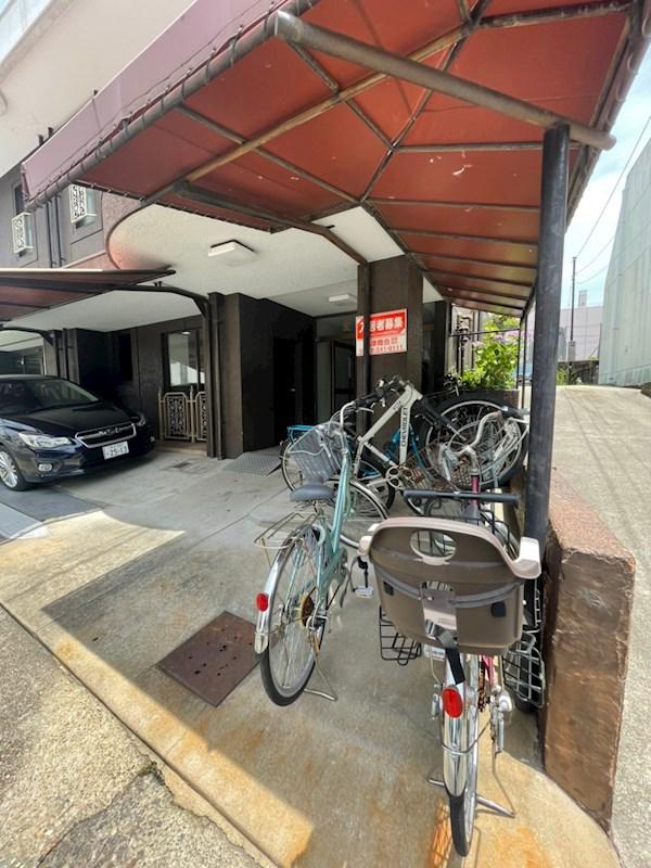 金物ビル