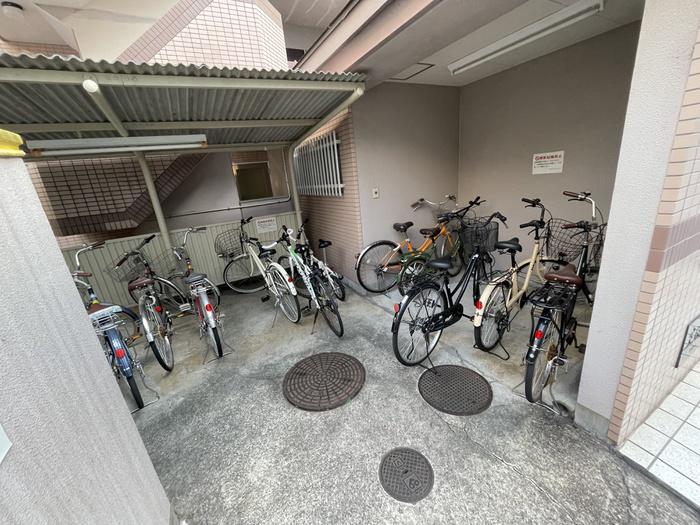 日宝アドニス本山