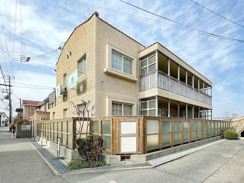 セラ逆瀬川(4LDK/1階)