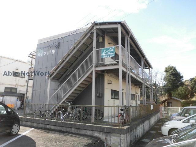 ハイツ川東