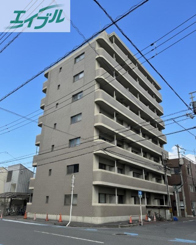 オーランド富田町
