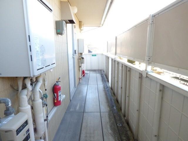 ラプラス西和田