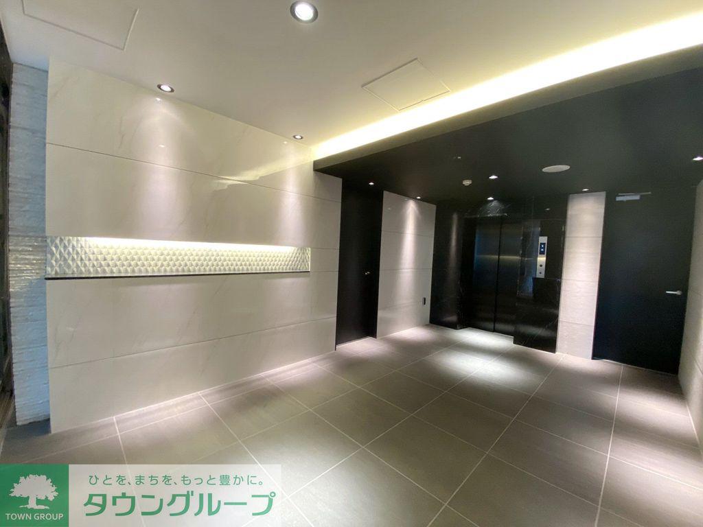 リシュドール川名駅