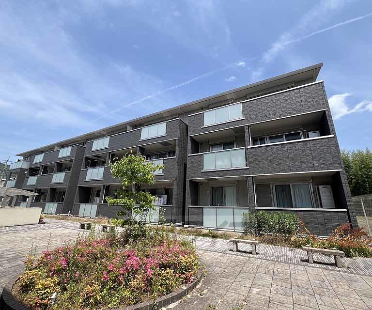 サンシャインガーデン嵯峨嵐山 A棟B棟