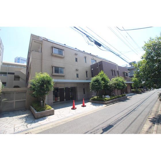 メゾンカルム西新宿