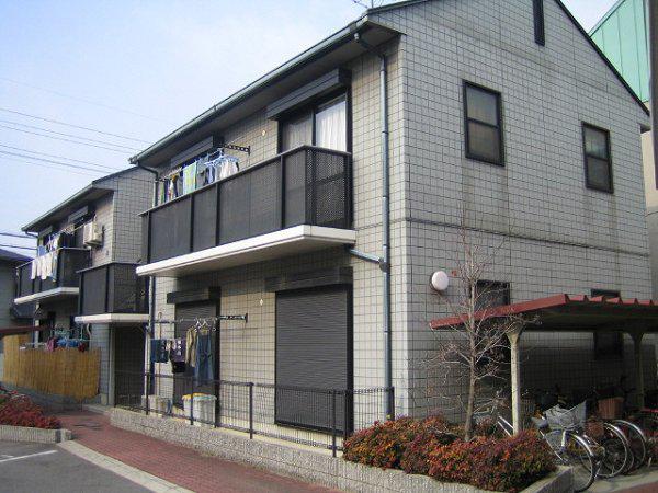 ファミーユ美津A棟