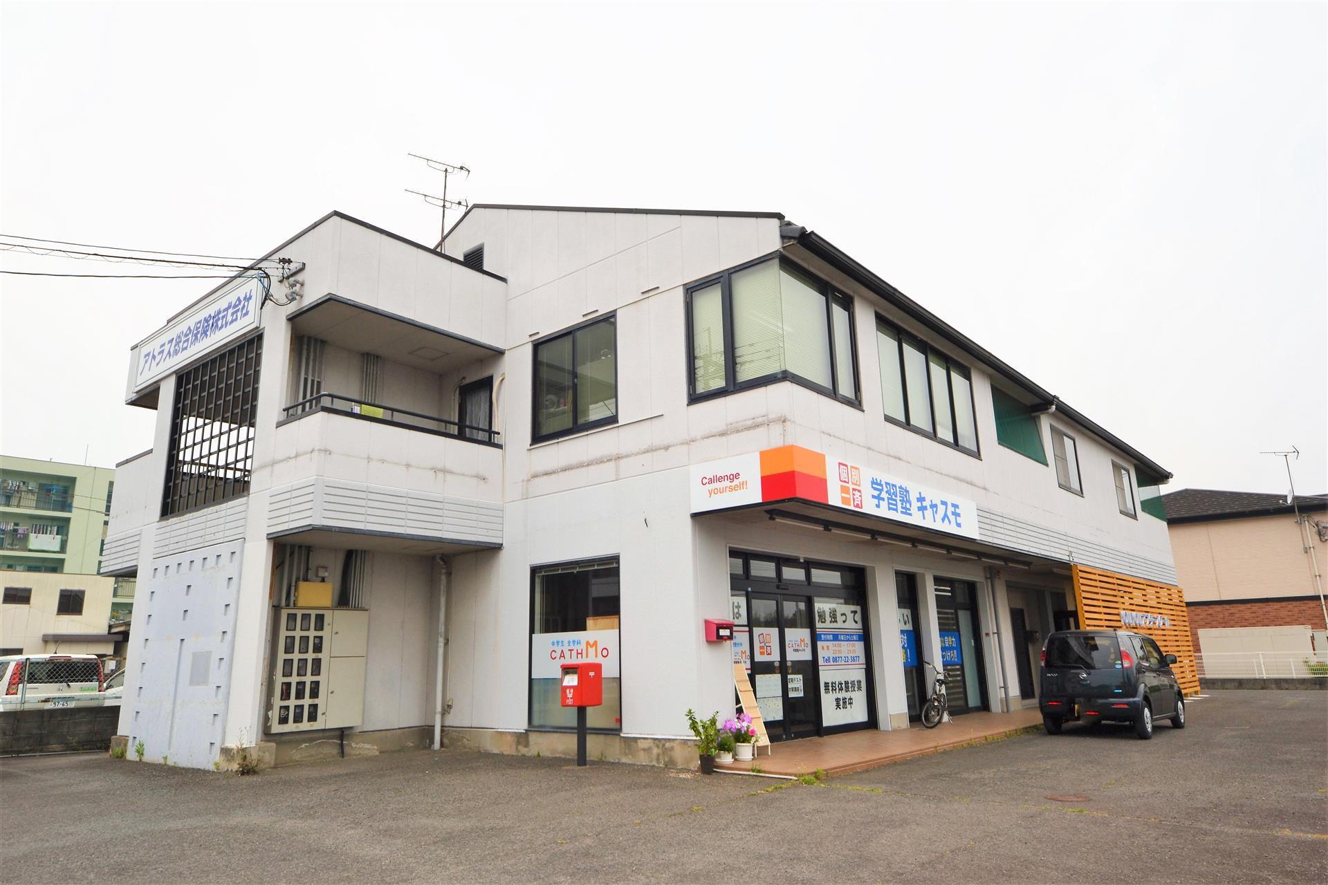 プレゾン郡家ビル