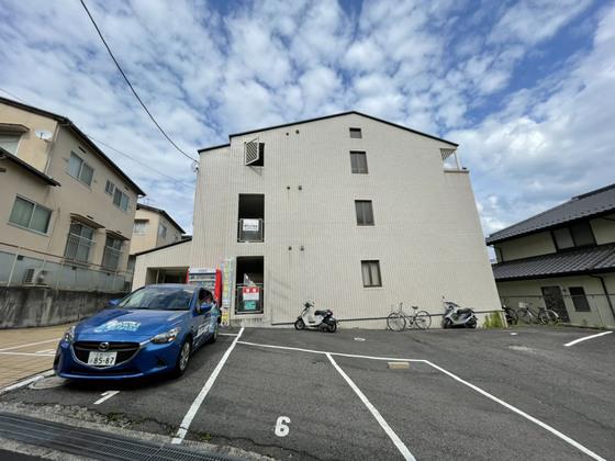 井口クインズコート