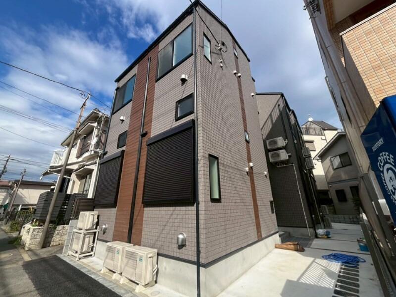 SUNNY HILLS 新小岩