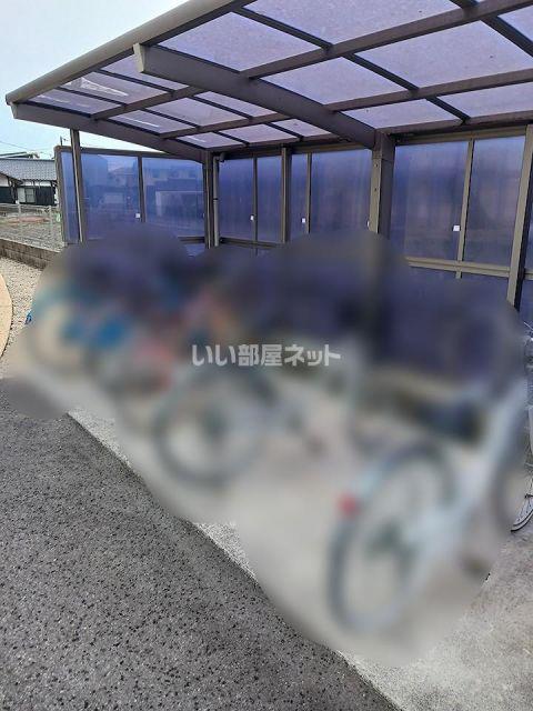 メゾン パレット西阿知B棟