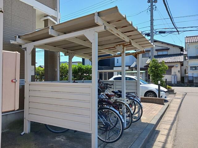 ニュープリムローズ II棟