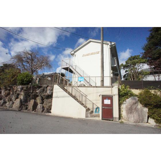 KAME HOUSE