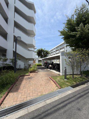 グリーンヒルズ鷹取 3号棟