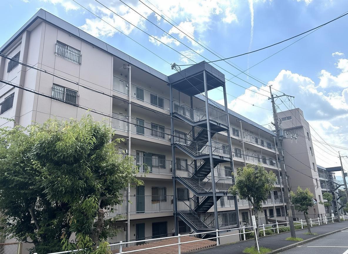 ダイヤハイツ学園前
