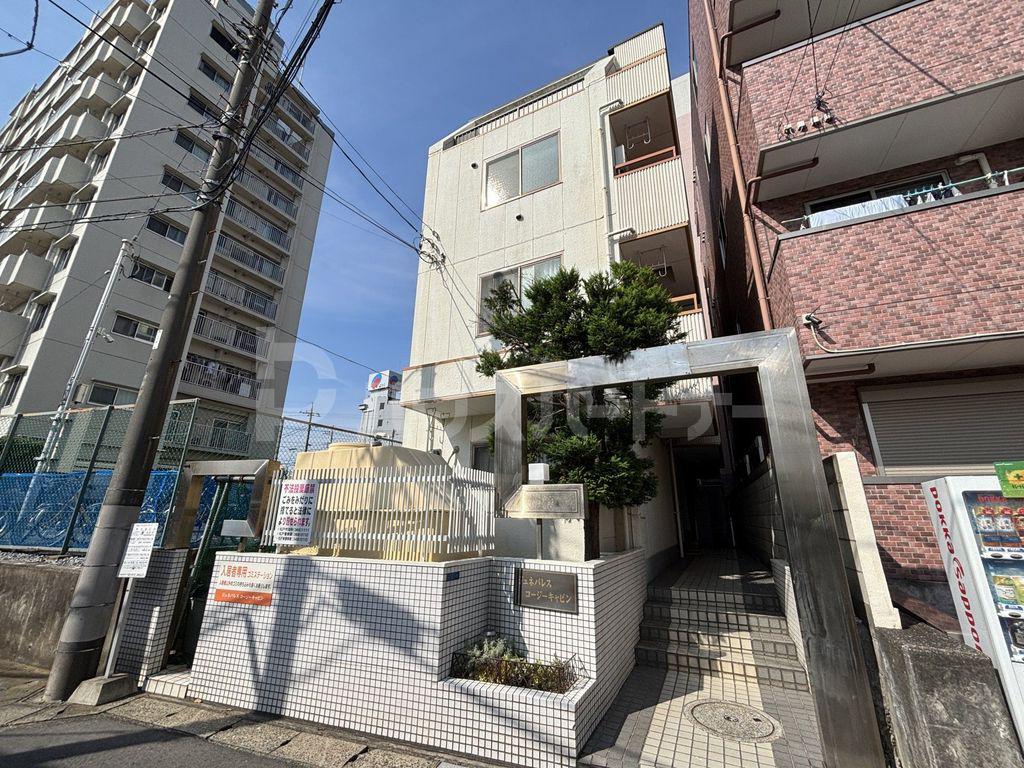 ジュネパレスコージーキャビン