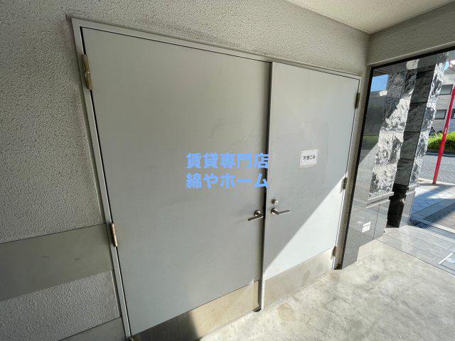 プレサンス難波フィールド