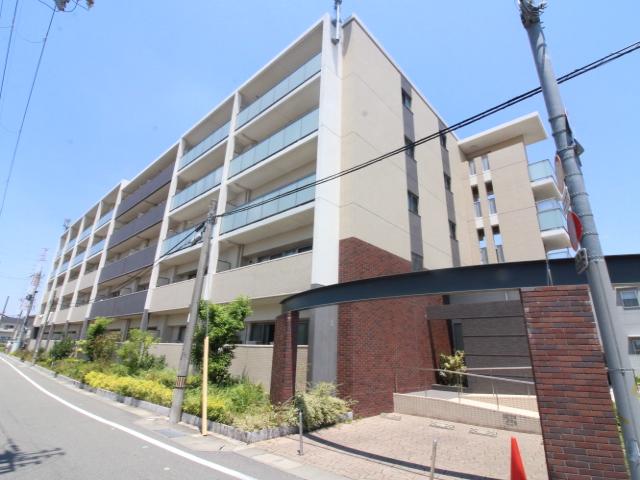 フロイデ川添