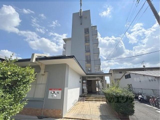 シャトーウメダ