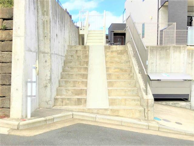 リブリ・ROSE HILL
