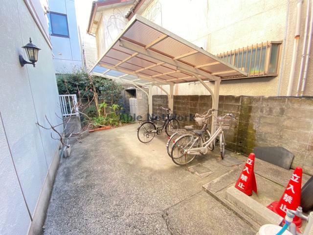 パーク ノヴァ新屋敷