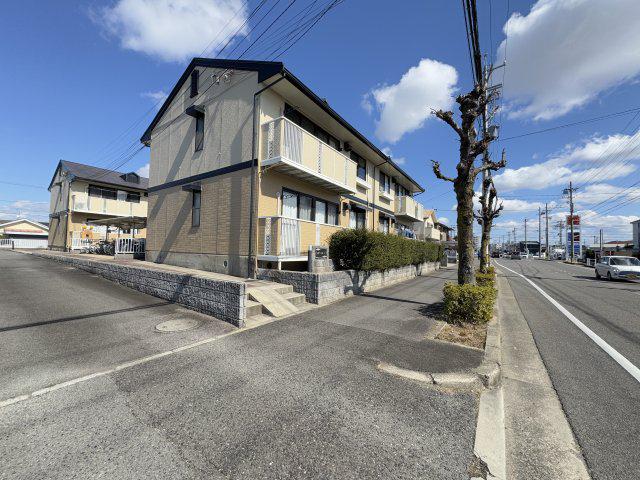 ファミールI B棟