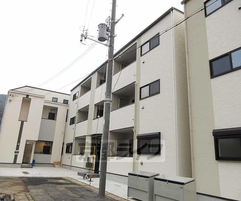 山科ビエント