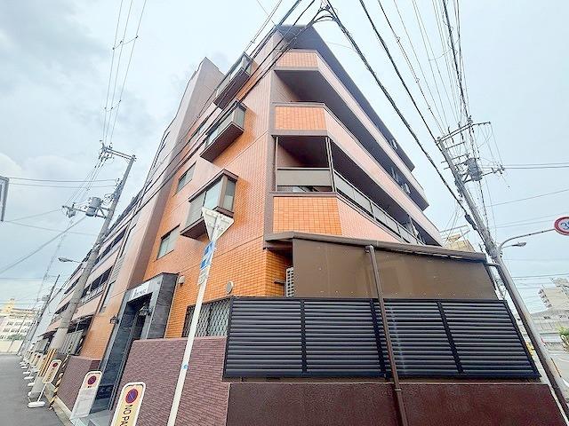 ファーストパレス