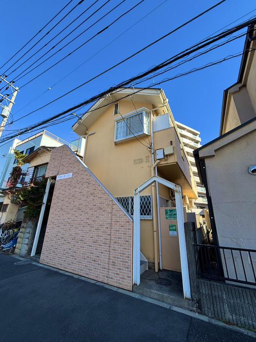 ホワイトキャッスル砂川