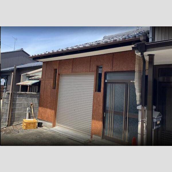 ガレージハウス雄飛ケ丘