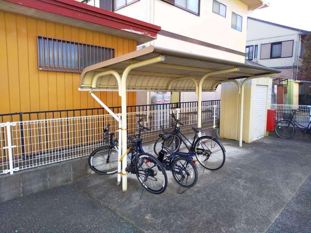 レオパレスポラールお茶山
