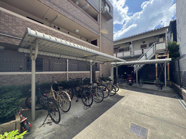 フェリス ウィステリア