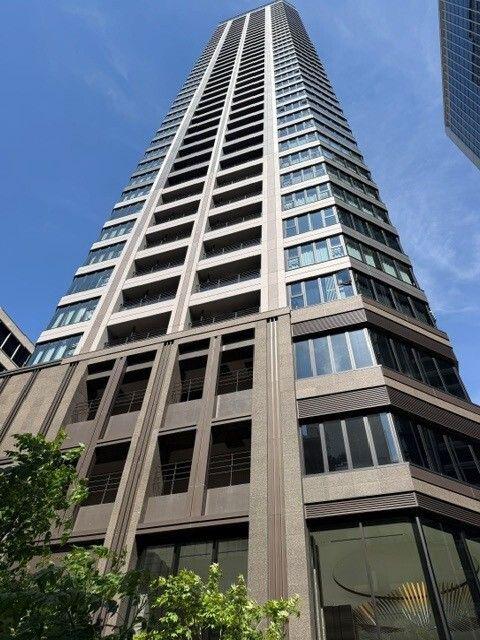 BRANZ TOWER 大阪本町