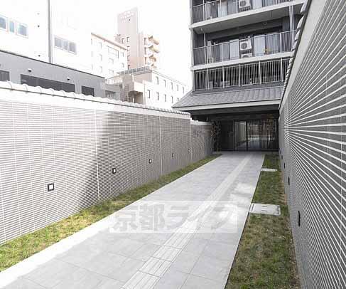 近鉄京都線 東寺駅 徒歩4分 7階建 築14年