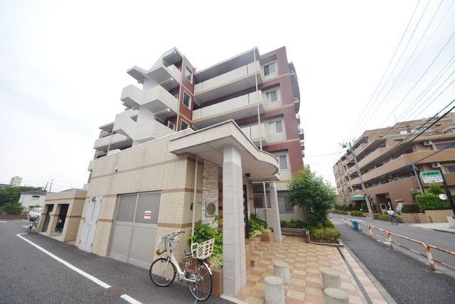 ルネ シェスタ