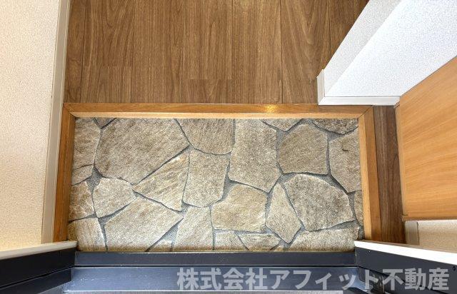 コーポラスツチヤ