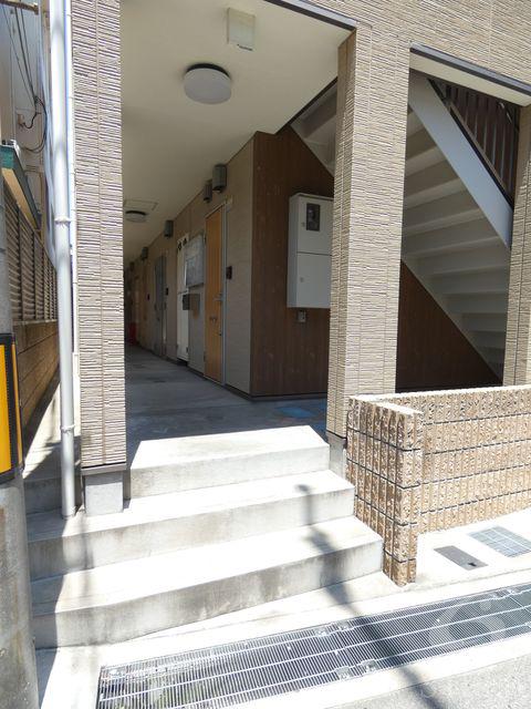 スリーハーブス服部寿町