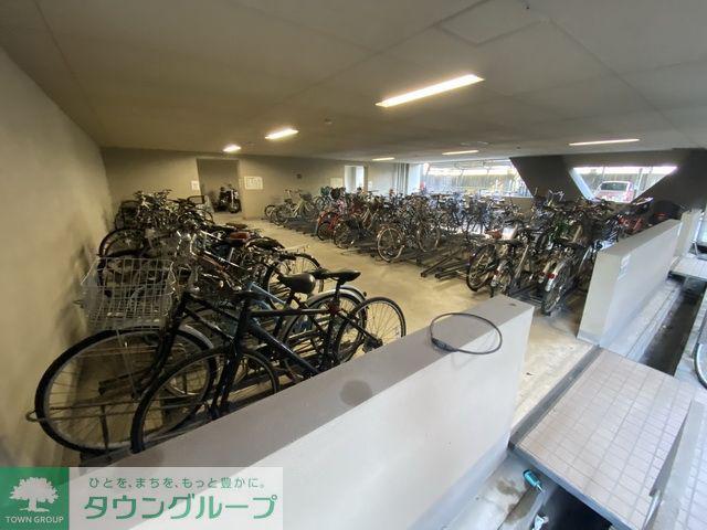 グランアベニュー名駅南