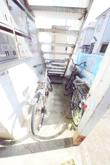多摩都市モノレール 高松駅(東京) 徒歩16分 2階建 築45年