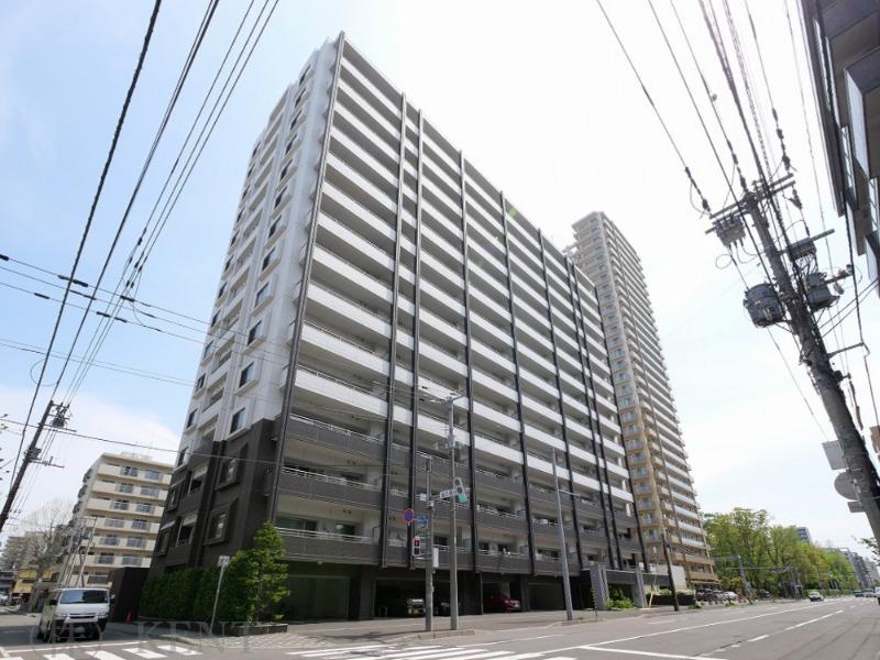 クリーンリバーフィネス知事公館