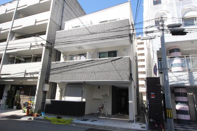 ロータスコートIII